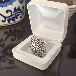 Stunning Sterling Silver Cobblestone Ring!